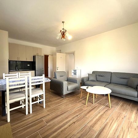 Vila 4 Stinet Vlorë Екстериор снимка