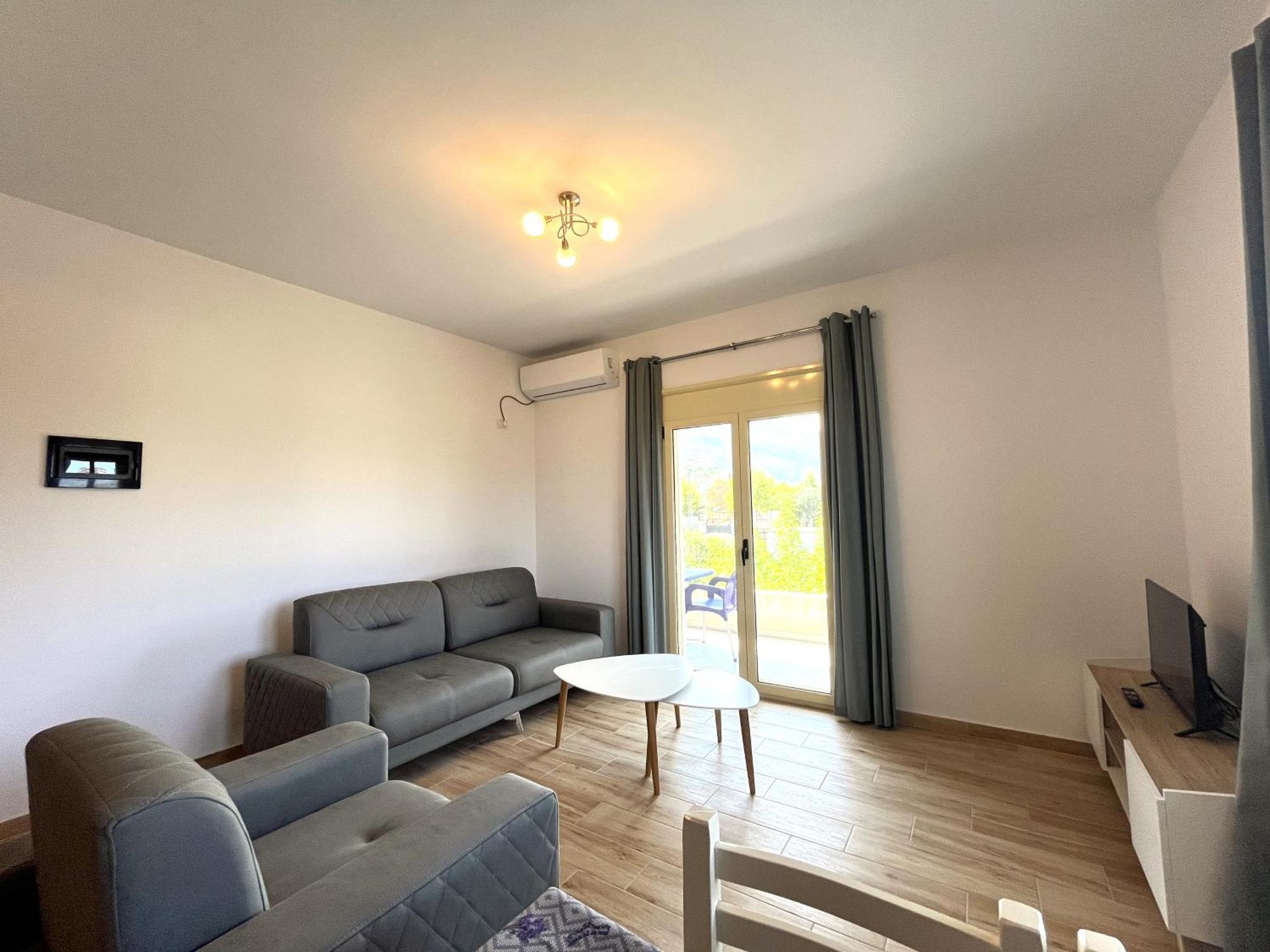 Vila 4 Stinet Vlorë Екстериор снимка